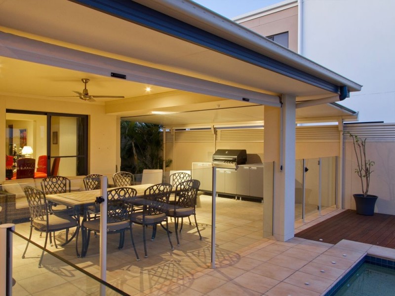 14 Dominica Place, Kawana Island QLD 4575