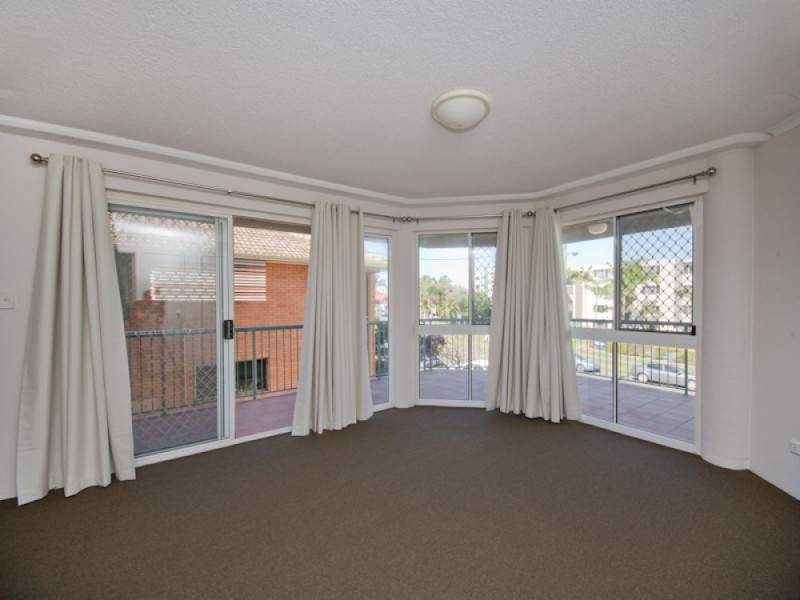 1/5 Cooma Terrace, Caloundra QLD 4551