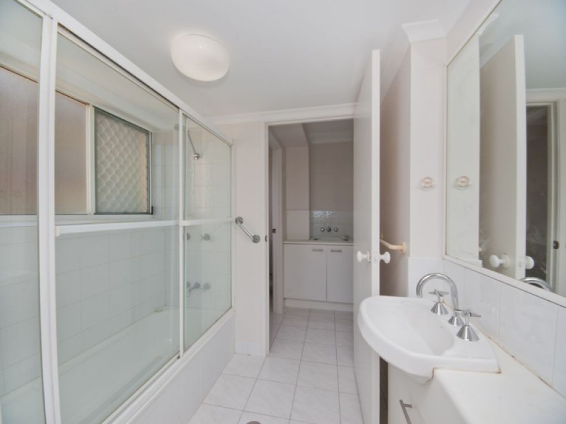 1/5 Cooma Terrace, Caloundra QLD 4551