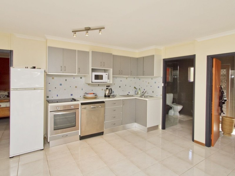 107 Esplanade, Golden Beach QLD 4551