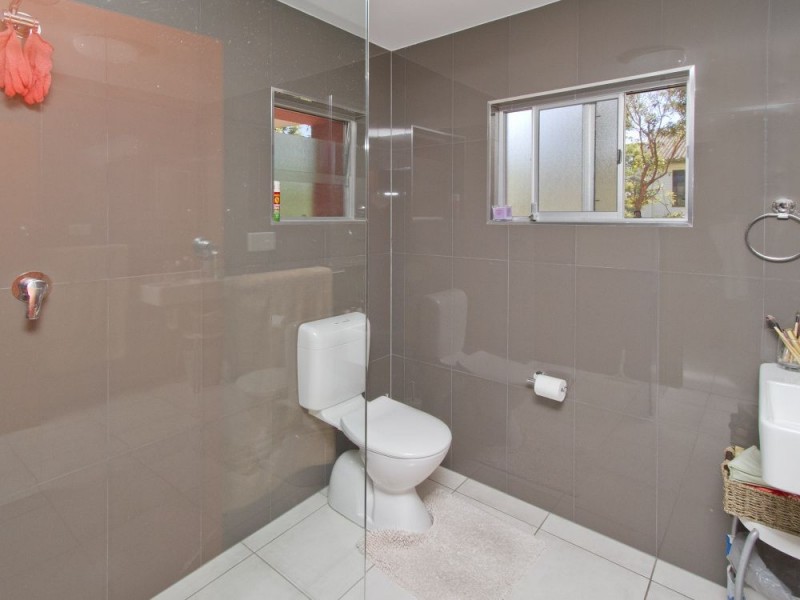 107 Esplanade, Golden Beach QLD 4551