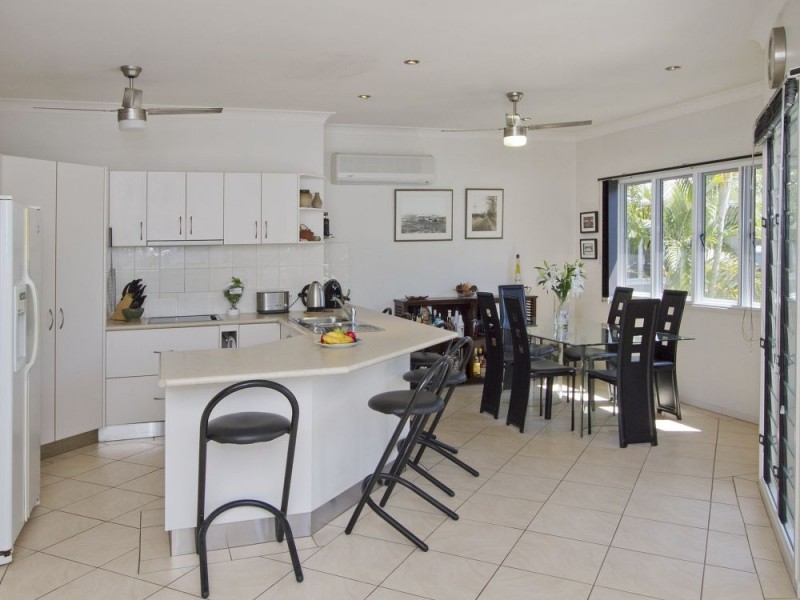 2/32 Bryce Street, Moffat Beach QLD 4551