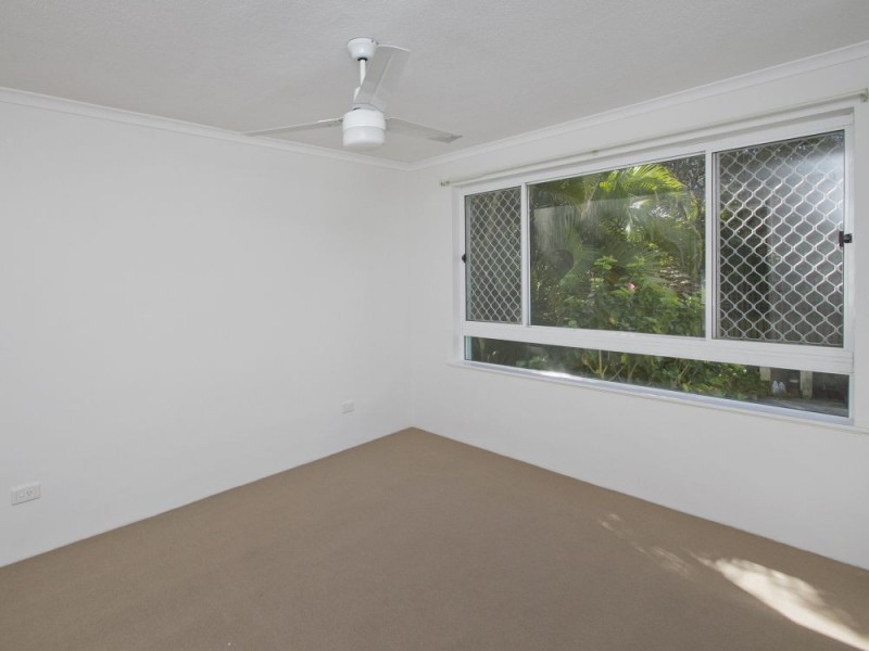 2/15 Arthur Street, Caloundra QLD 4551