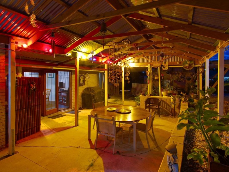 1 Pinewood Street, Little Mountain QLD 4551