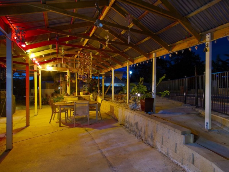 1 Pinewood Street, Little Mountain QLD 4551