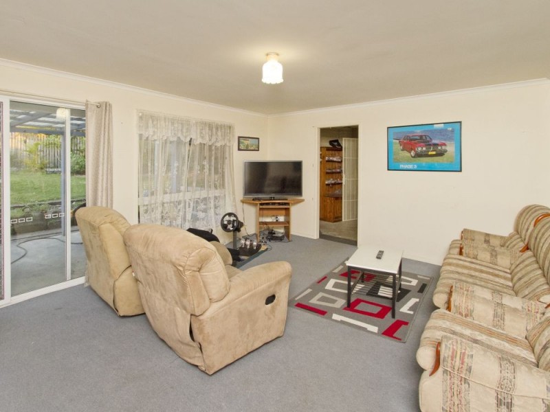1 Pinewood Street, Little Mountain QLD 4551