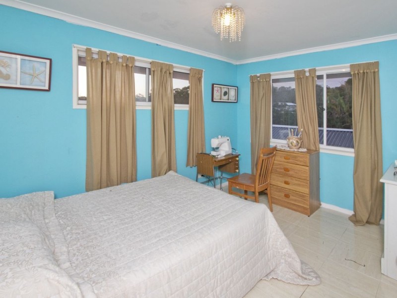 1 Pinewood Street, Little Mountain QLD 4551