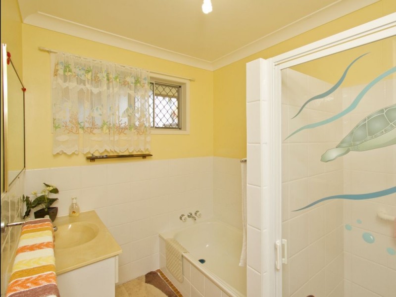 12 Judy Street, Golden Beach QLD 4551