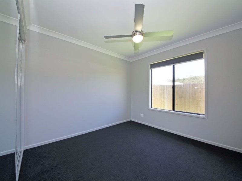 25 Sandstone Way, Little Mountain QLD 4551
