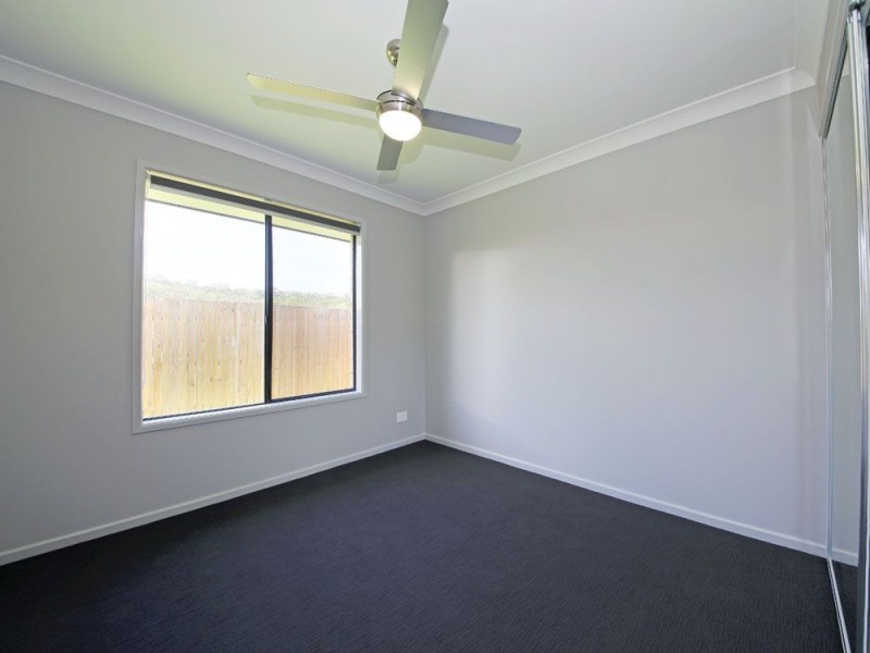 25 Sandstone Way, Little Mountain QLD 4551