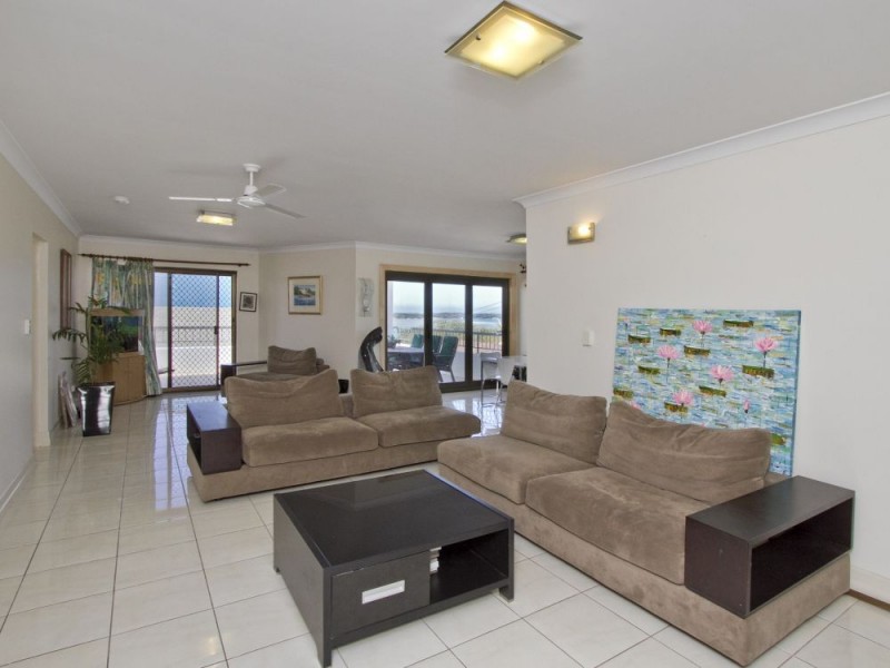 7/1 Burke St, Golden Beach QLD 4551