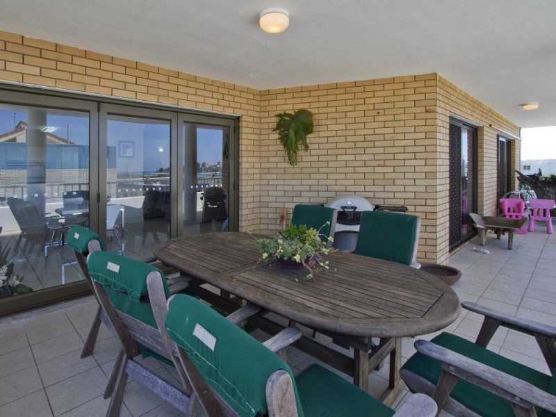 7/1 Burke St, Golden Beach QLD 4551