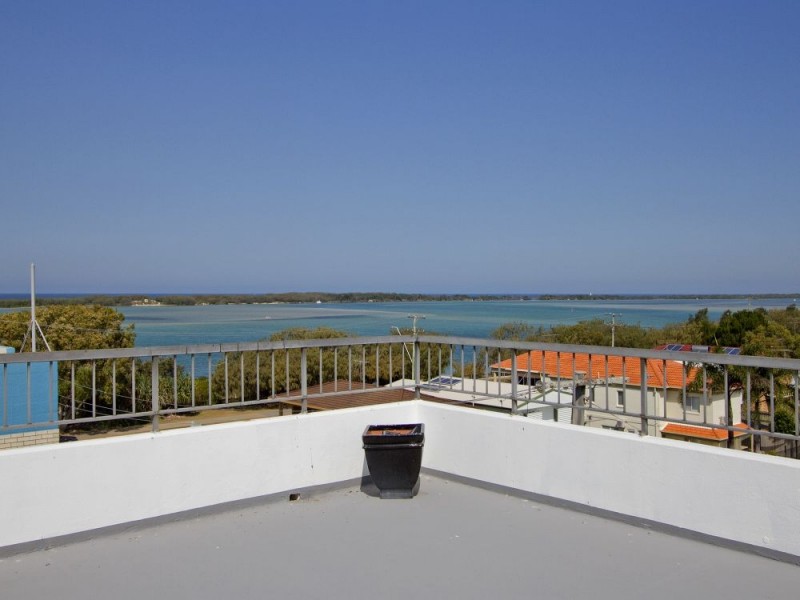 7/1 Burke St, Golden Beach QLD 4551