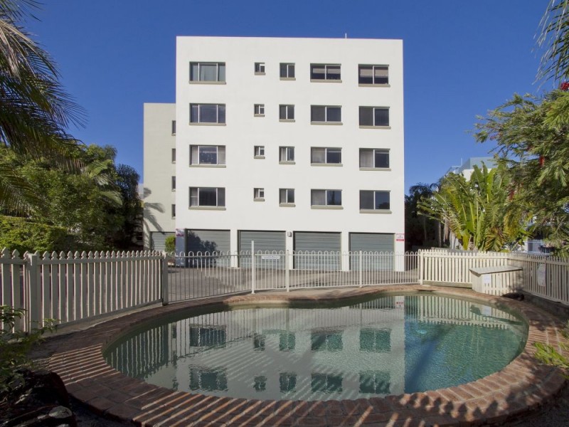 1/7 Mahia Terrace, Kings Beach QLD 4551