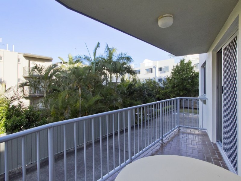 1/7 Mahia Terrace, Kings Beach QLD 4551