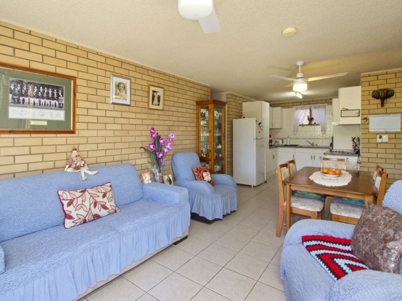 4/8 Coonowrin Street, Battery Hill QLD 4551