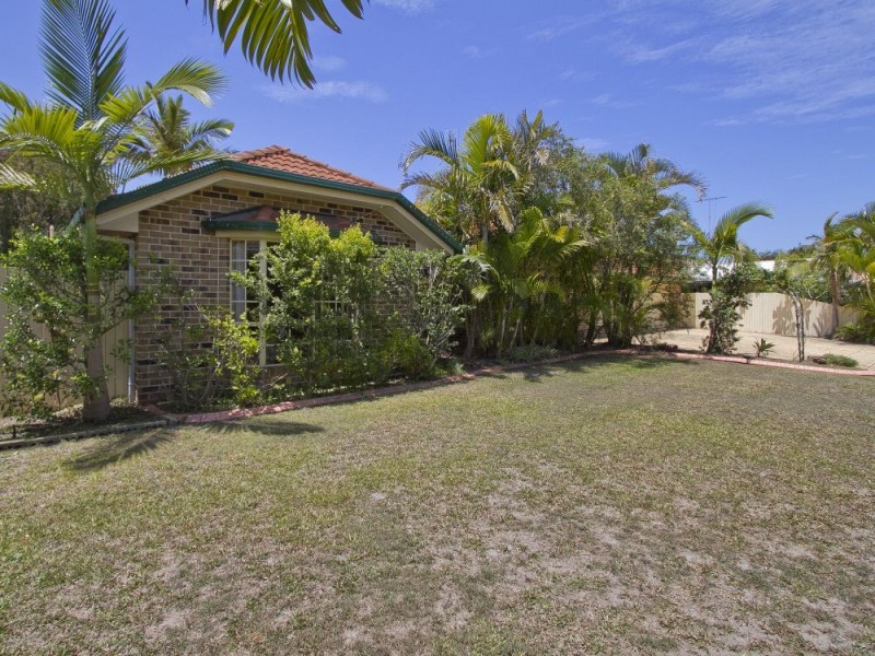 5 Cyclamen Court, Currimundi QLD 4551