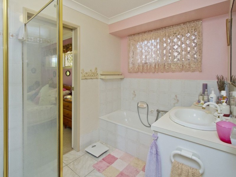 5 Cyclamen Court, Currimundi QLD 4551