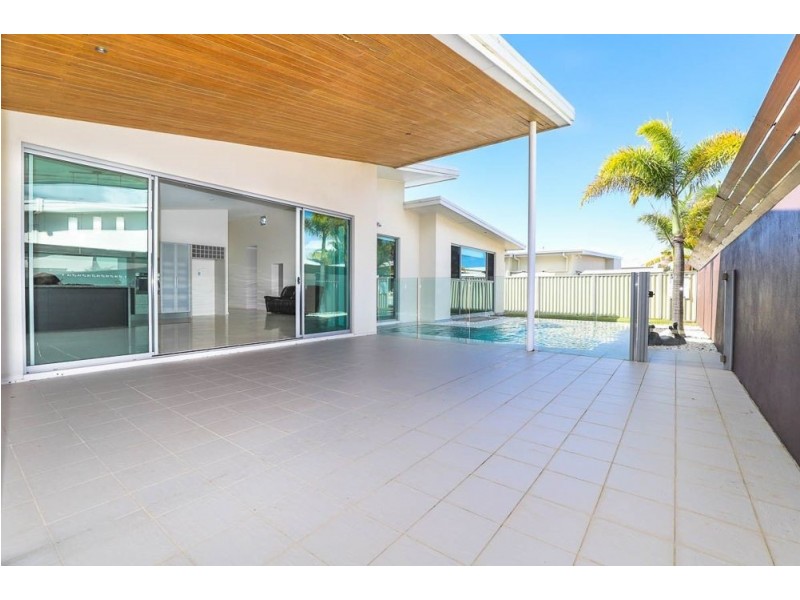 48 Bellanboe Circuit, Pelican Waters QLD 4551
