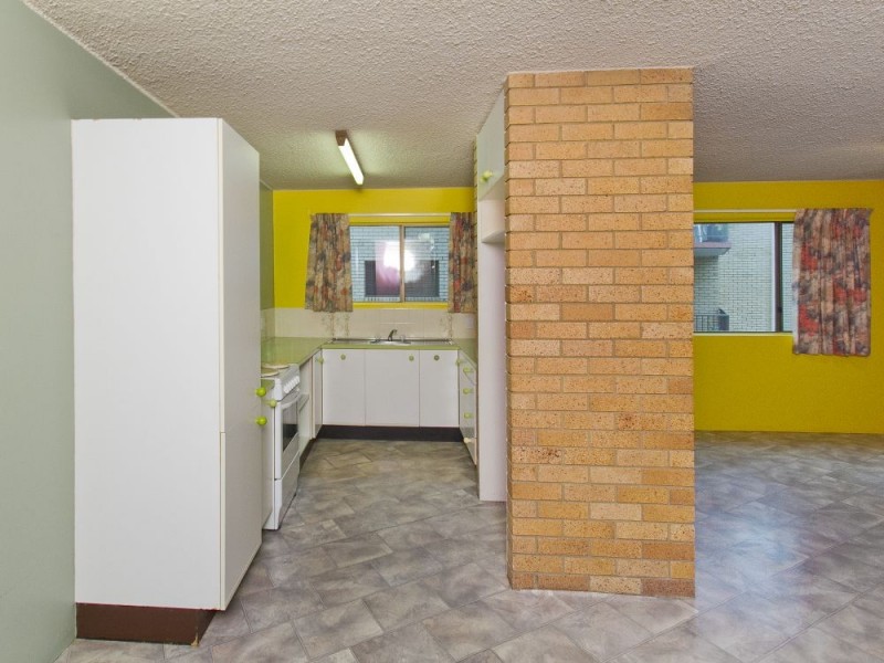 5/13 Landsborough Parade, Golden Beach QLD 4551