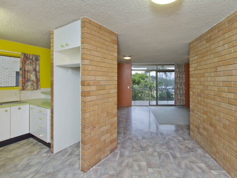 5/13 Landsborough Parade, Golden Beach QLD 4551