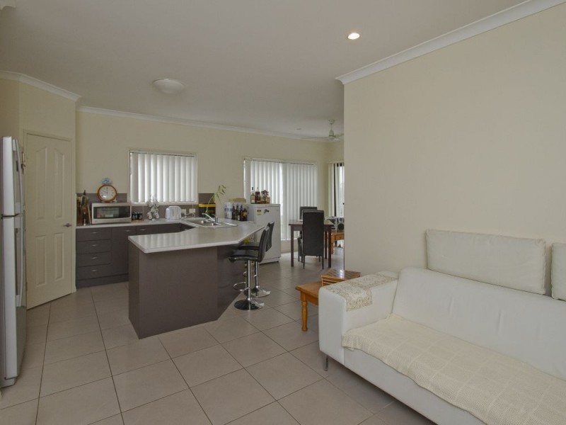 9 Scribbly Gum Drive, Meridan Plains QLD 4551
