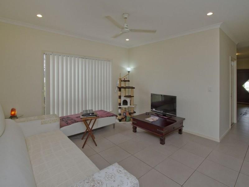 9 Scribbly Gum Drive, Meridan Plains QLD 4551