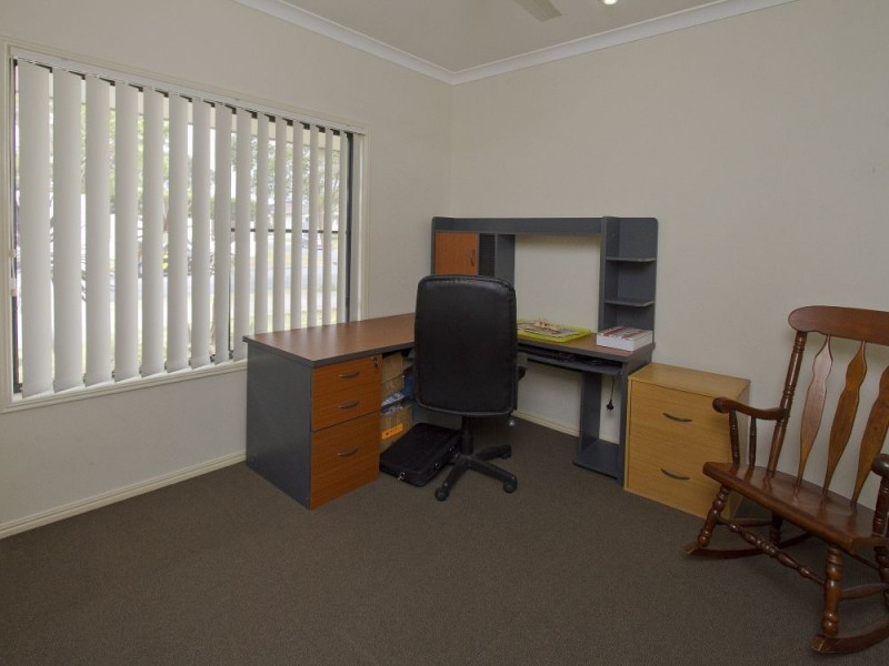 9 Scribbly Gum Drive, Meridan Plains QLD 4551