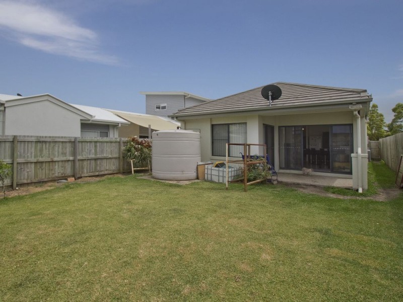9 Scribbly Gum Drive, Meridan Plains QLD 4551