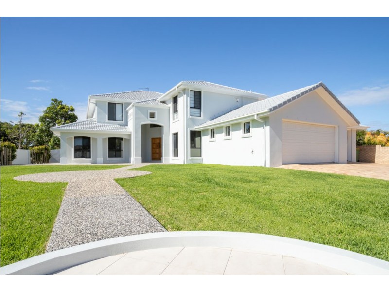 10 Bancroft Street, Pelican Waters QLD 4551