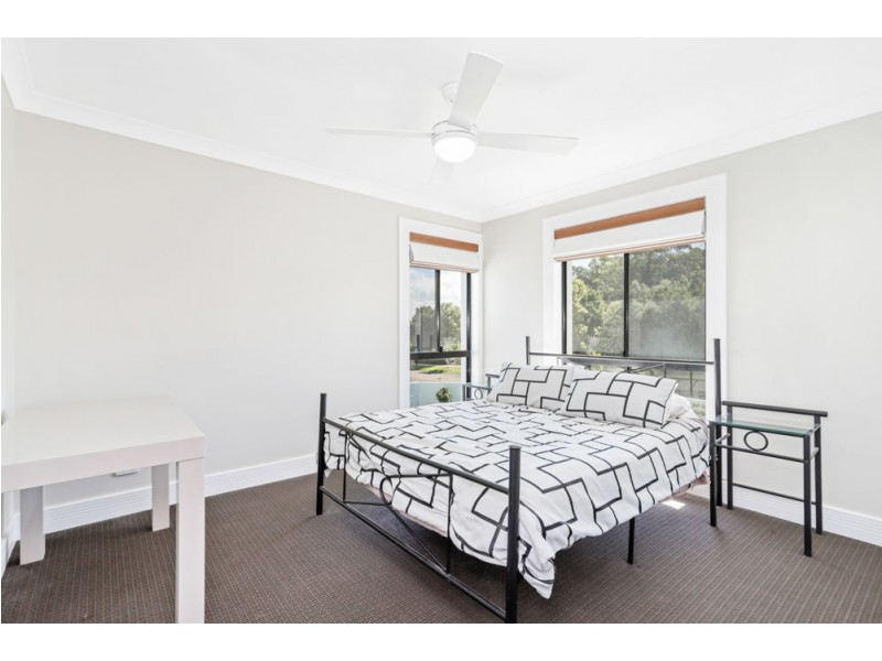 10 Bancroft Street, Pelican Waters QLD 4551