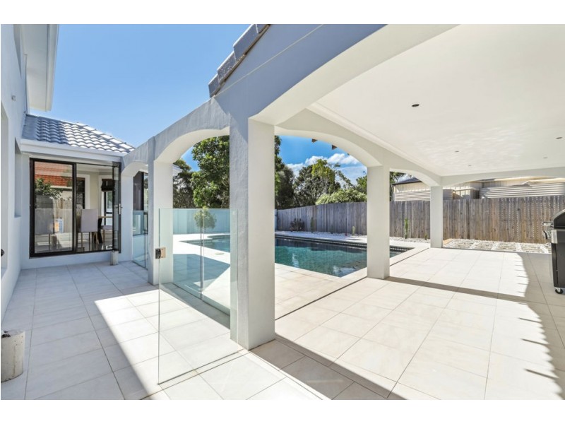 10 Bancroft Street, Pelican Waters QLD 4551