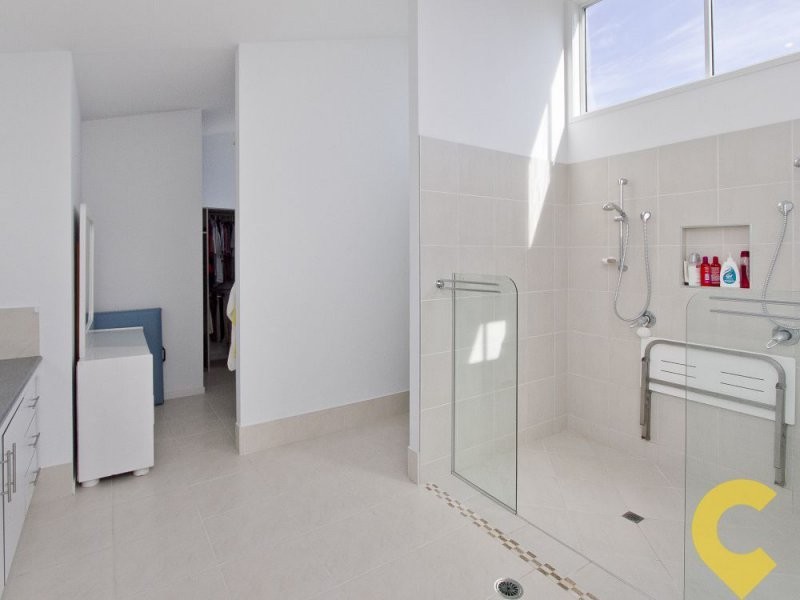 15 Wallaby Circuit, Pelican Waters QLD 4551