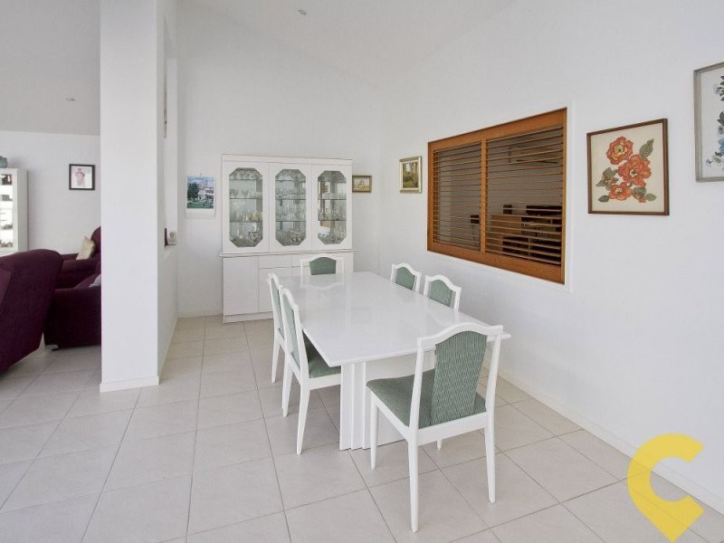 15 Wallaby Circuit, Pelican Waters QLD 4551