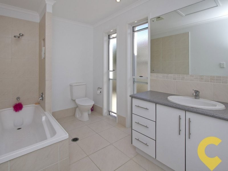 15 Wallaby Circuit, Pelican Waters QLD 4551