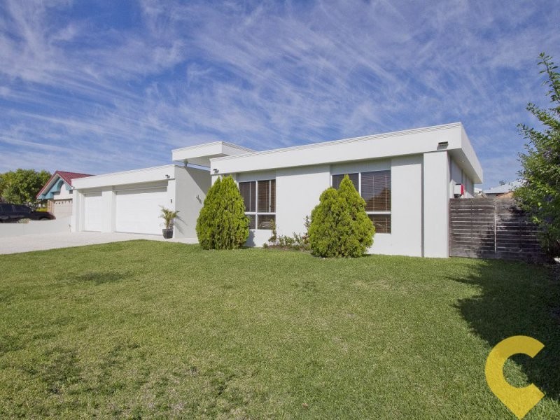 15 Wallaby Circuit, Pelican Waters QLD 4551