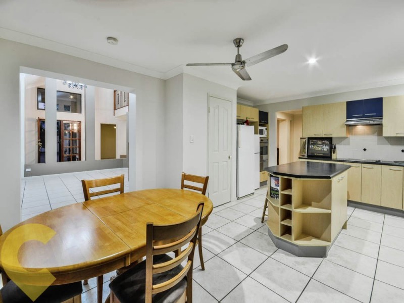 1 Earls Court, Little Mountain QLD 4551