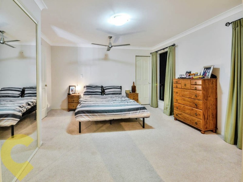 1 Earls Court, Little Mountain QLD 4551