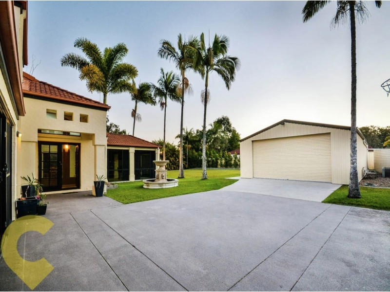 1 Earls Court, Little Mountain QLD 4551