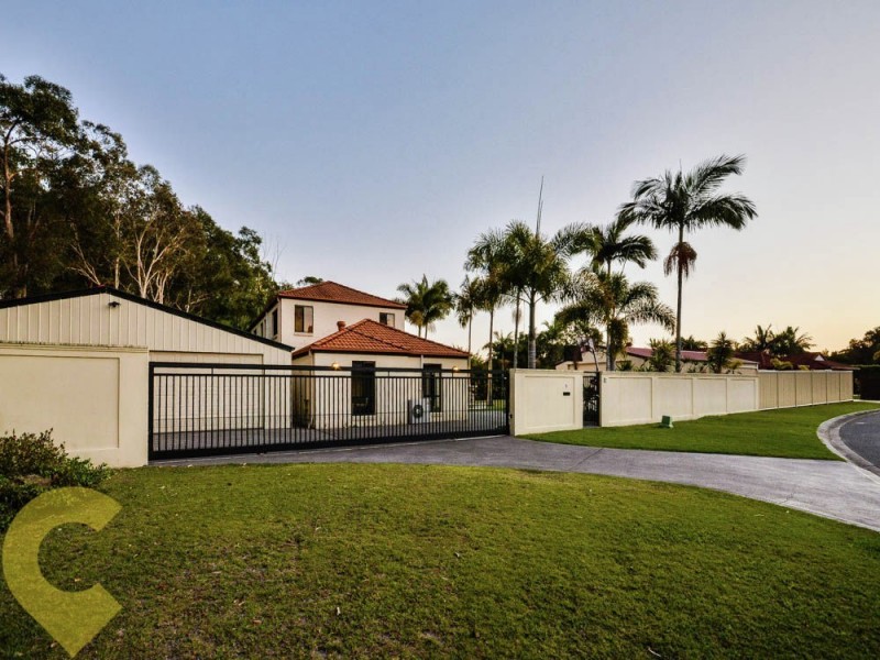 1 Earls Court, Little Mountain QLD 4551