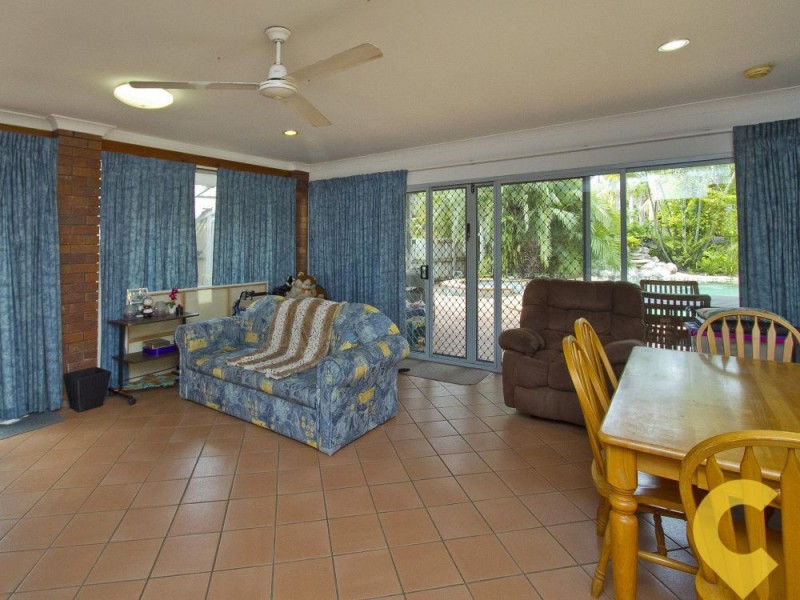 133 Amarina Avenue, Mooloolaba QLD 4557