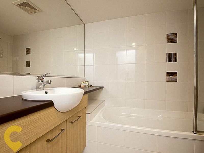 28/10 Grand Parade, Kawana Island QLD 4575