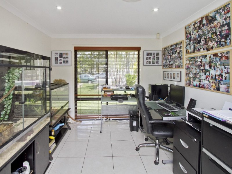 19 Parklands Boulevard, Little Mountain QLD 4551