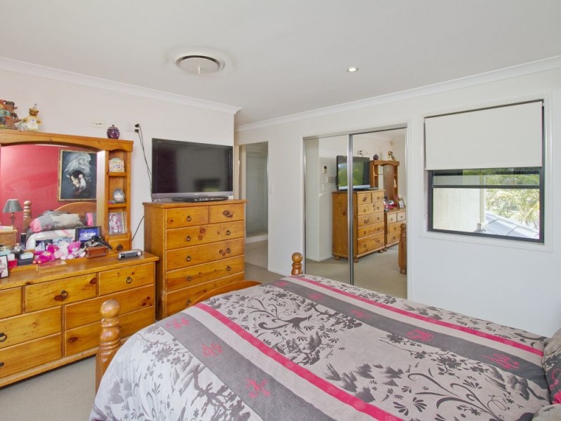 19 Parklands Boulevard, Little Mountain QLD 4551