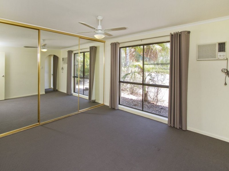 18 Karawatha Drive, Mountain Creek QLD 4557