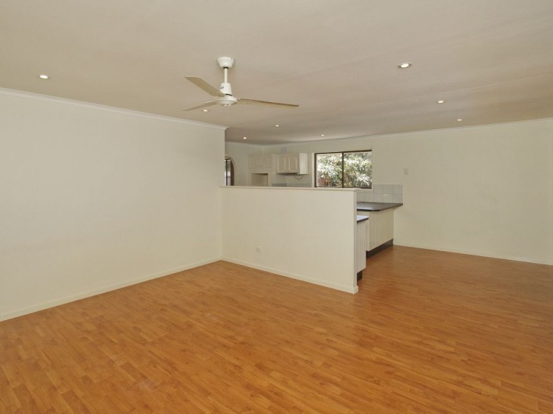 18 Karawatha Drive, Mountain Creek QLD 4557