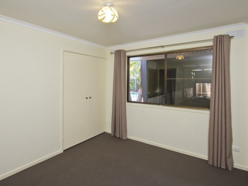 18 Karawatha Drive, Mountain Creek QLD 4557