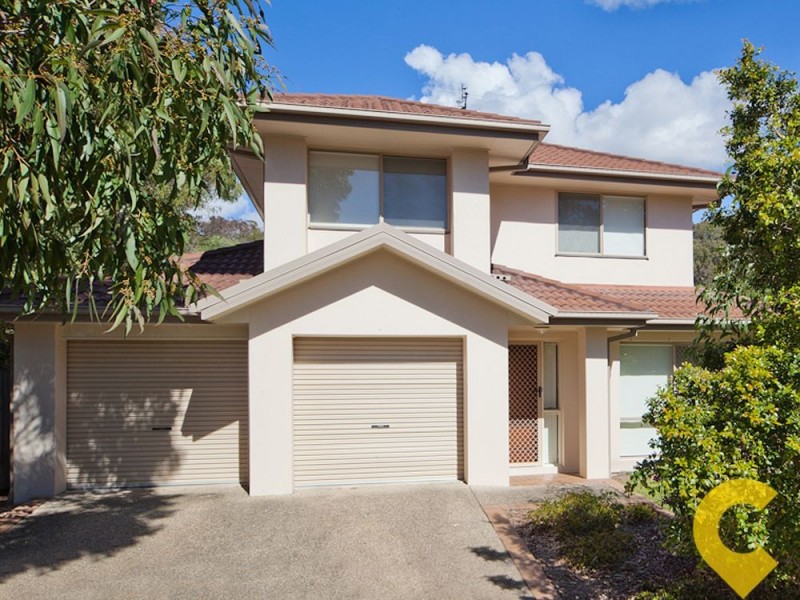 1 Hillside Court, Little Mountain QLD 4551