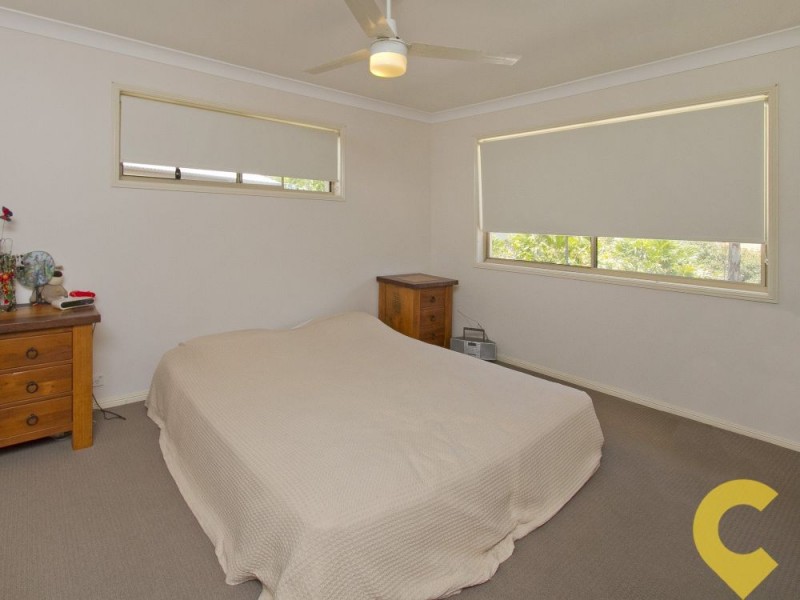 1 Hillside Court, Little Mountain QLD 4551