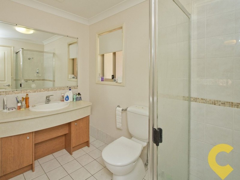 1 Hillside Court, Little Mountain QLD 4551